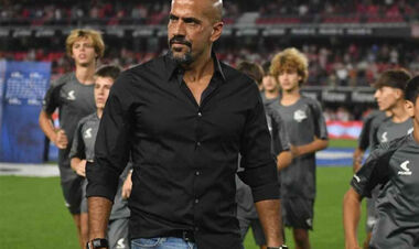 ФОТО. Легендарного экс-футболиста дисквалифицировали на 6 месяцев