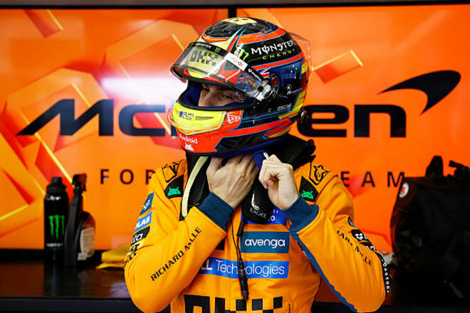 Старт Гран-при Катара: Пиастри быстрее Норриса, проблемы Макса и Феррари