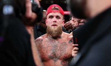 Famous heavyweights help Jake Paul prepare for the fight with Joshua