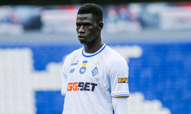 The French club was forced to sell the player to Dynamo due to financial problems