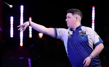 Дартс. Стартовал чемпионат мира 2025 по версии WDF