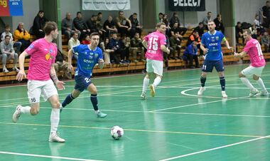 Экстралига. Kyiv Futsal разгромил Кардинал, победа ХИТа