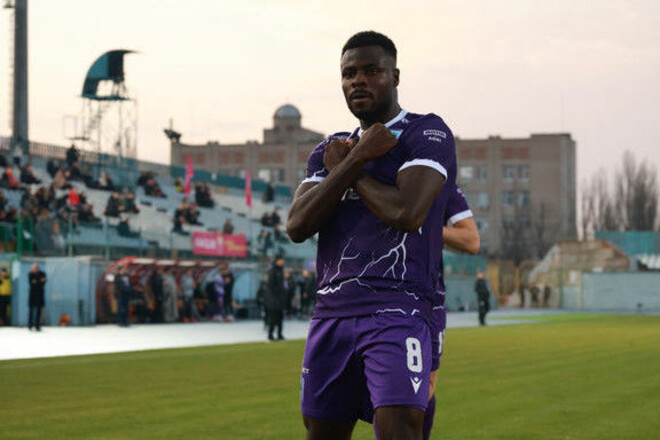 Стало известно, во сколько обошелся Шахтеру форвард Проспер Оба