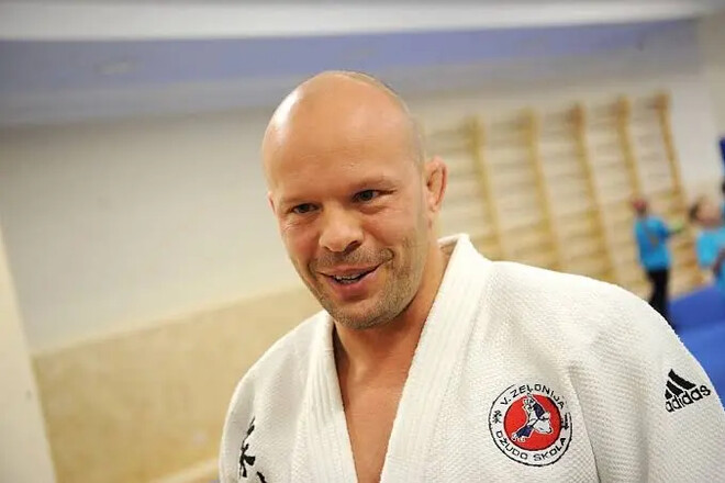 МОК Латвии отреагировал на разрешение россиянам выступать под аквафрешем