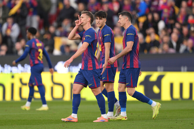 ВИДЕО. Барса пропустила от Алавеса на 1-й, но Ямаль и Ольмо оформили камбек