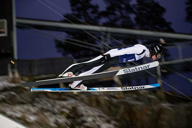 Стрибки з трампліну. Калініченко вперше потрапив до залікової зони КС