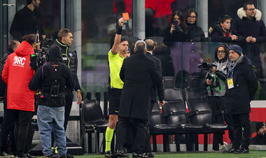 Милан – Лацио – 1:0. Красная Аллегри и неназначенный пенальти. Видео гола