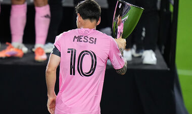 Месси завоевал 47-й трофей в карьере. Сколько у Роналду?