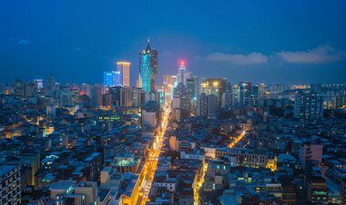 Полиция Макао задержала 13 человек за вымогательство в казино