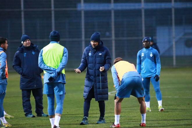 ВІДЕО. Динамо показало, хто допомагатиме Костюку тренувати клуб