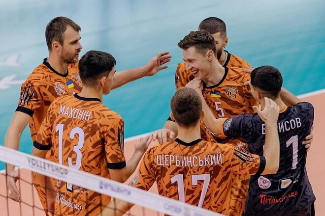 Стартовал 3-й тур Суперлиги по волейболу. Победа Эпицентра и Решетиловки