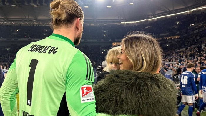 ФОТО. Дилетта Леотта приеахала поддержать Лориса Кариуса