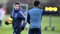 When do Chelsea and Arsenal kick off? Predictions for the 13th round of the EPL 2025/26