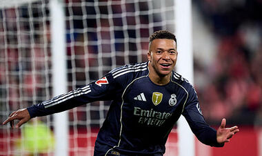 ВИДЕО. Винисиус заработал, Мбаппе забил. Реал сравнял счет с Жироной