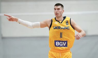 Форвард сборной Украины: «Спасибо за поддержку военным. Возникли трудности»