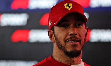 ХЭМИЛТОН в шоке от Ферстаппена: «Вау! Как Макс теперь всего в 12 очках?»