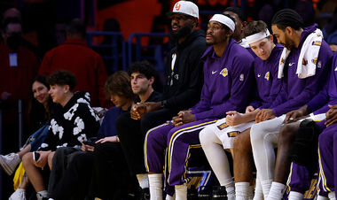 Лос-Анджелес Лейкерс – Финикс Санз. Прогноз и анонс на матч НБА