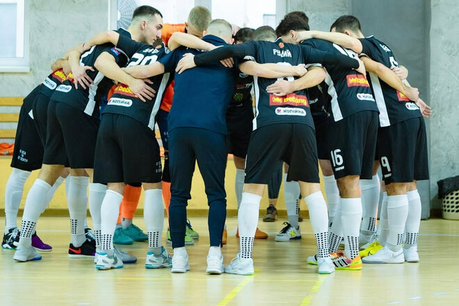 Тайр Експерт у матчі на дев'ять голів здолав Ураган