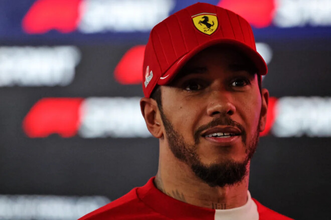 ХЕМІЛТОН у шоці від Ферстаппена: «Вау! Як Макс тепер усього в 12 очках?»