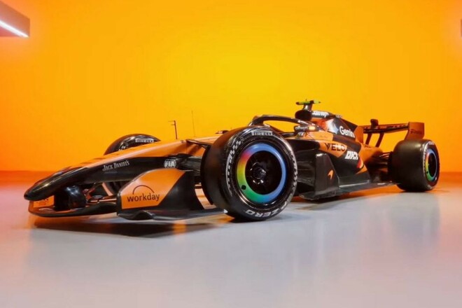 ФОТО. Чемпионы Формулы-1 представили болид нового поколения 2026 года