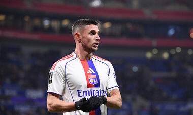 ФОТО. Фонсека доверил 10 минут: как Яремчук дебютировал за Лион