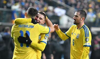 Эксперт: «Игроки сборной Украины и девушки в бикини – что это за сбор»