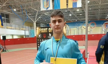 13-летний украинский прыгун с шестом побил мировой рекорд