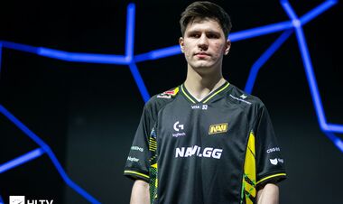 У гравця NAVI вкрали кубок. B1t залишився без одного трофея на HLTV