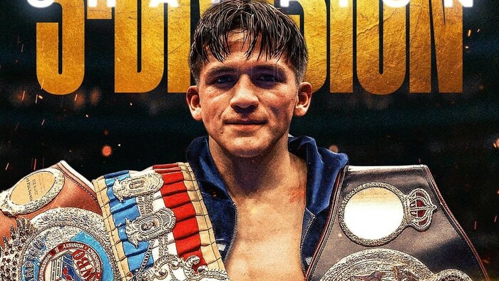 Один из лучших боксеров планеты покорил третий дивизион и стал чемпионом
