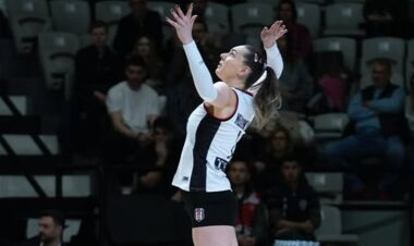 Мелюшкина с Бешикташем досадно уступила одному из лидеров таблицы