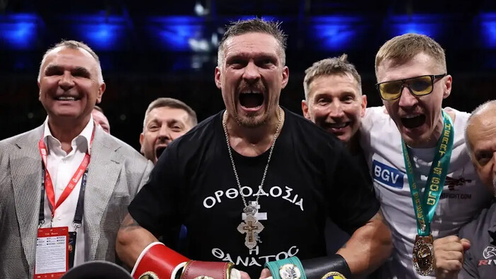 Усик підписав контракт на сенсаційний бій, який організує Туркі Аль-Шейх
