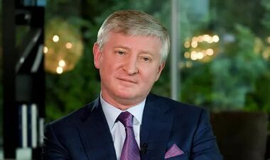 Президент Шахтера Ринат Ахметов подарил защитнику Украины дом