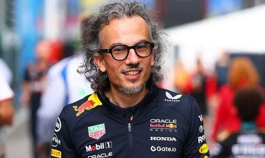 Руководитель Ред Булла пропустит тесты Ф1 из-за операции