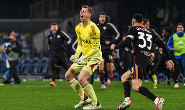 Наполі сенсаційно вилетів з Кубка Італії, програвши в серії пенальті