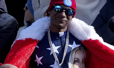 ФОТО. Футбол, шоу и Снуп Догг: рэпер появится на матче Чемпионшипа