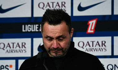 ОФІЦІЙНО. Марсель звільнив Роберто Де Дзербі