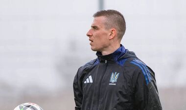 В УАФ вспомнили о вратаре сборной Украины, которого игнорирует Реброва