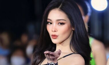 ФОТО. Красуня у формі. Міс Таїланду приміряла джерсі від s1mple