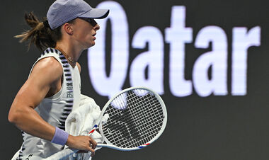 Свентек с камбеком разгромила Касаткину на пути в четвертьфинал Дохи