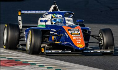 Формула-4. Бондарев у битві за поул UAE4. Дивитися онлайн LIVE