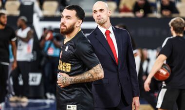 Украинский тренер вывел клуб Евролиги на матч чемпионата Франции
