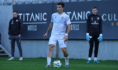 Играют с чемпионом Латвии. ЛНЗ проводит товарищеский матч с ФК Рига