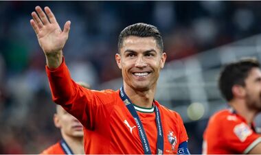 Роналду выбрал себе новый клуб и готов пойти на уменьшение зарплаты