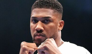 Джошуа готовили к бою с Фьюри весной. Теперь все отменили
