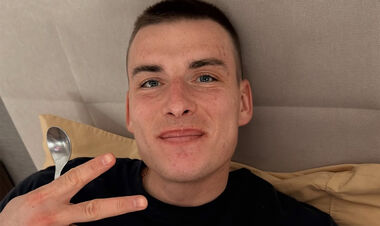 ФОТО. Жена Лунина поделилась смешными кадрами из жизни вратаря Реала