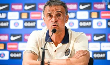 Луїс Енріке попередив Сафонова. Не все так просто