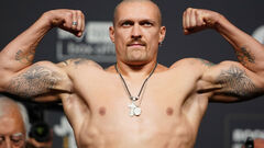 «Что происходит?» Усику посоветовали отдать титулы и завершить карьеру