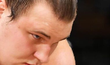 Синхронные поражения Шиши и Аонишики. Как прошел 11-й день Haru Basho