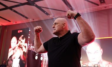 Батько Ф'юрі: «Тайсон ніколи не зможе перемогти Усика. Це маячня»