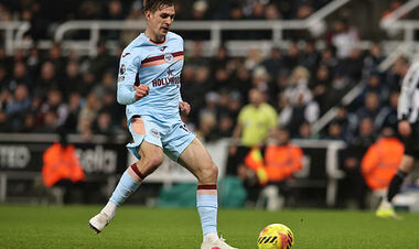 Сыграет ли Ярмолюк? Известны стартовые составы на матч Брентфорд – Арсенал